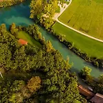 شقة Lahinja & Kolpa River