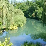 شقة Lahinja & Kolpa River متليكا