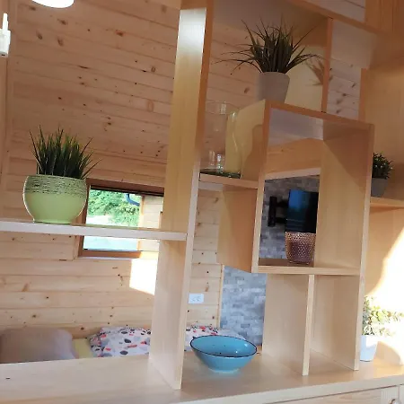 Lahinja & Kolpa River Apartamento Metlika