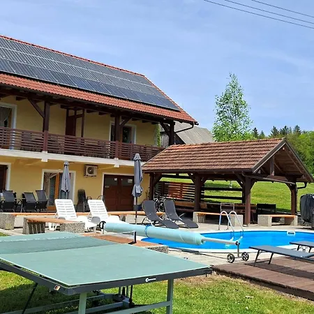 Lahinja & Kolpa River Appartamento Metlika