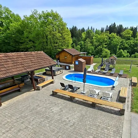 Lahinja & Kolpa River Apartmán Metlika