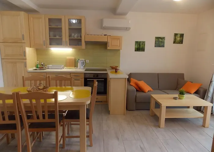 Lahinja & Kolpa River Apartment *